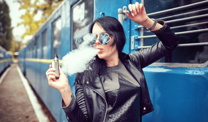 Chasing the Blue Slushie: Which Disposable Vape Has the Best Blue Razz Ice?